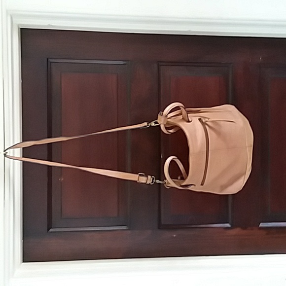 ✔️Lucky Brand Tan Crossbody Satchel, EUC - Picture 3 of 6